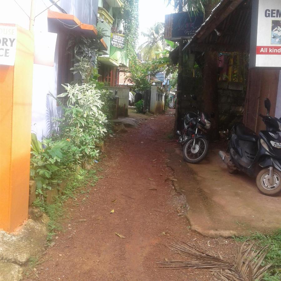 Hotel Baby House Varkala Exterior foto